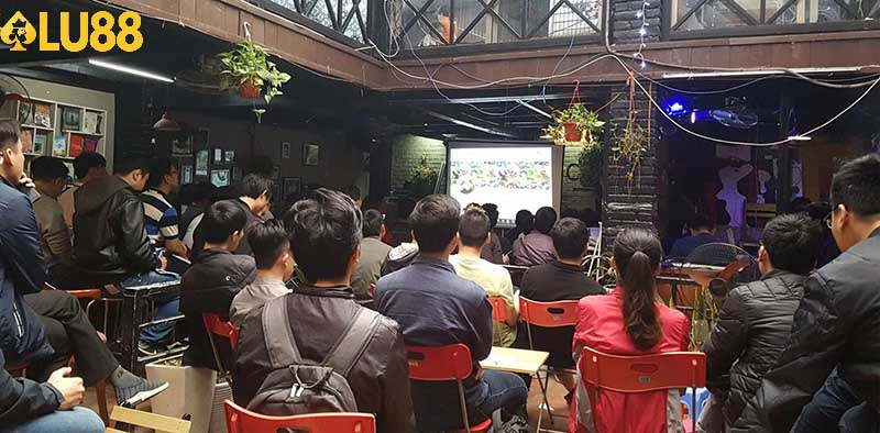 Cafe 56 Bóng Đá K+ là một trong các quán cafe xem bóng đá hot nhất tại quận Ba Đình